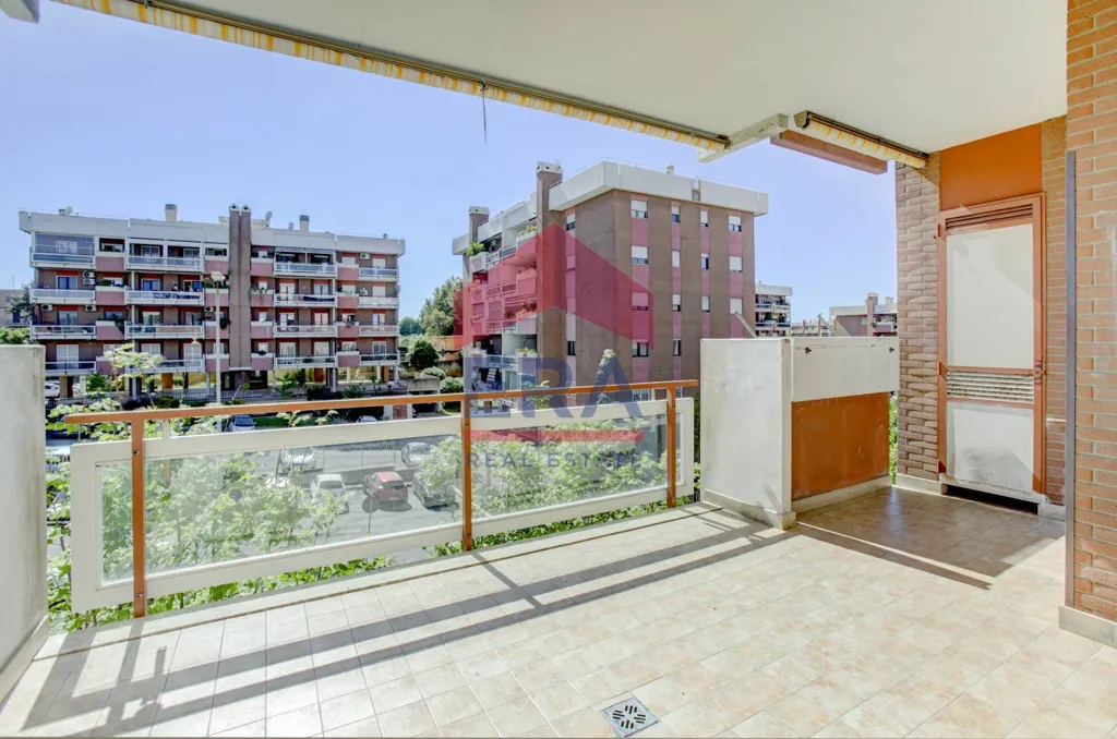 Rõdu - Apartment with Terrace in Acilia, Rome