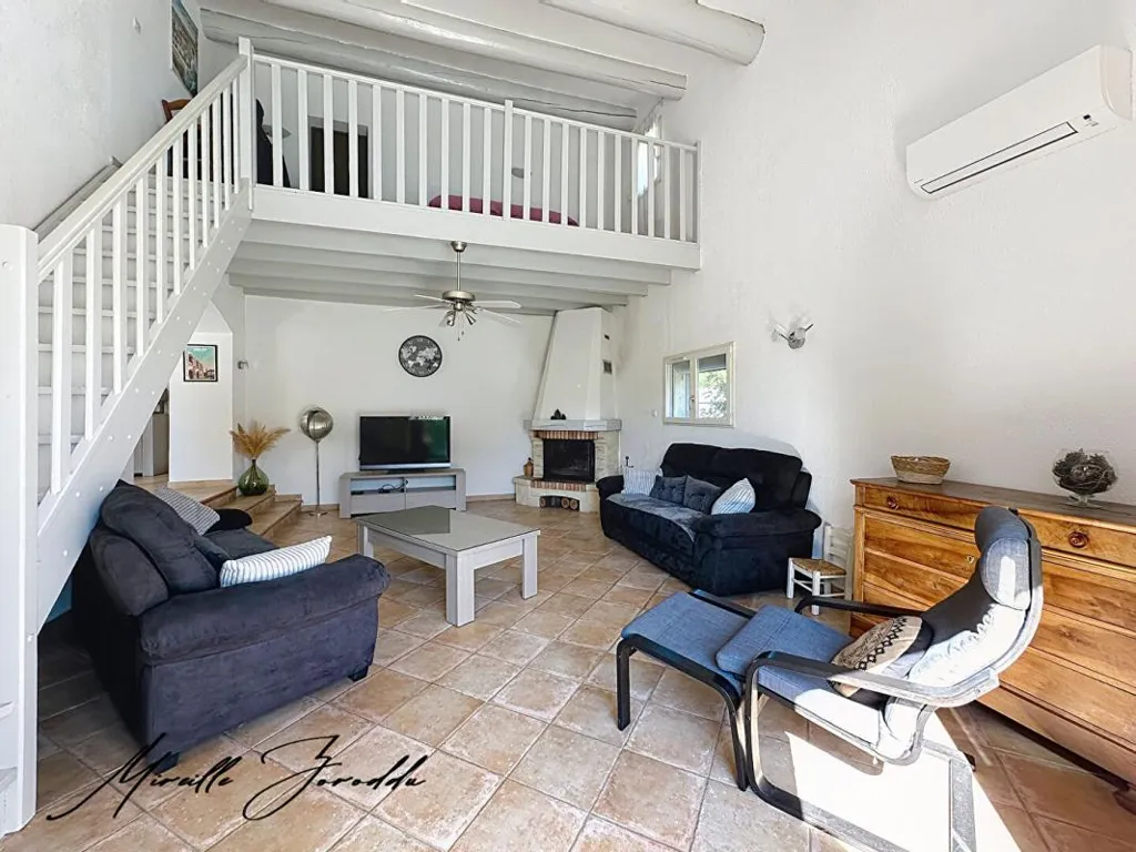 Elutuba - Villa with Pool in Jonquières-Saint-Vincent