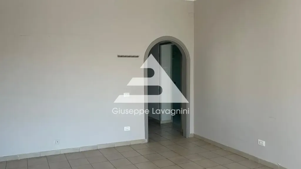 Pièces - Quadrilocale with Balconies in Albano Laziale