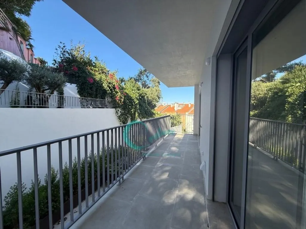 Rõdu - Luxury Apartment with Terrace in Almada