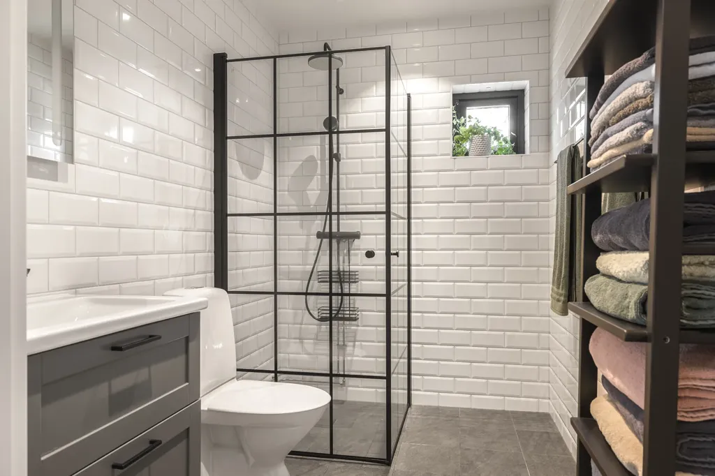 Salles de bain - Modern Villa with Solar Panels in Halland