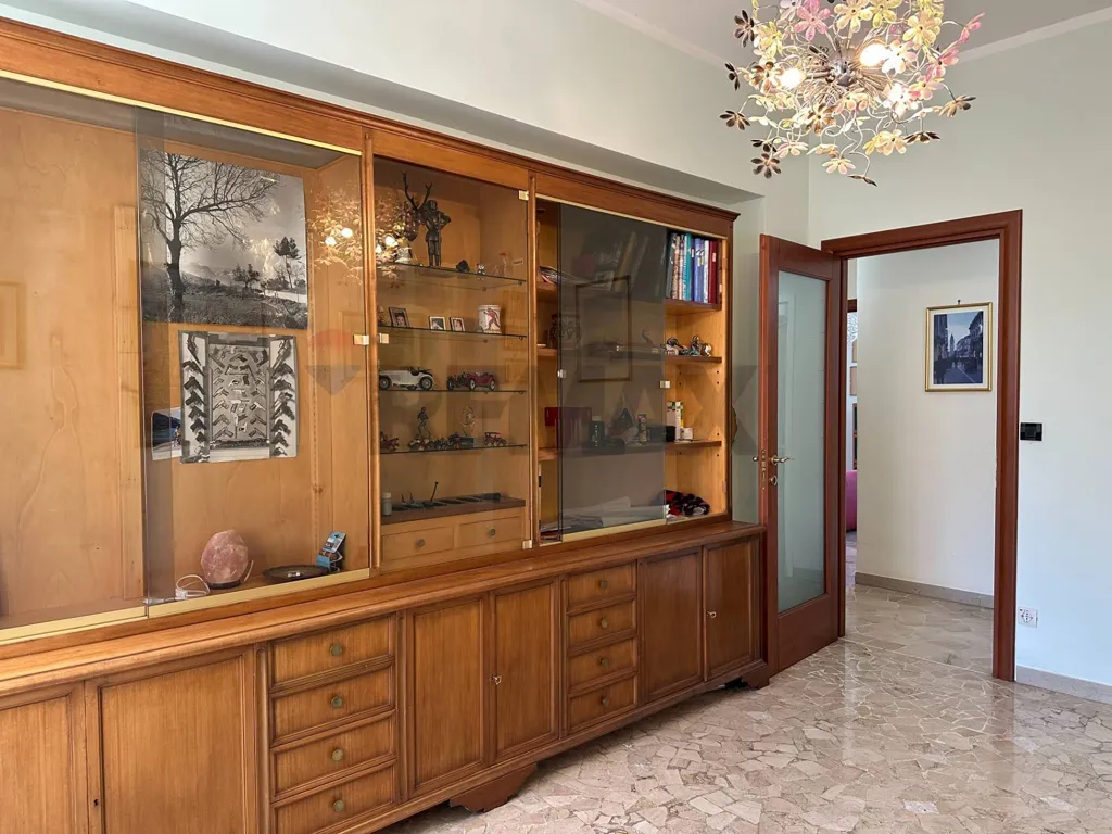 Esik - Apartment with Balcony near L'Aquila Centre