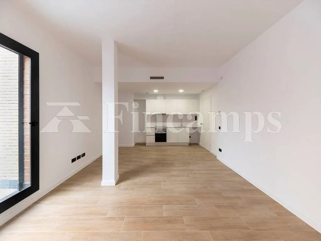 Toad - Modern Flat with Parking in Hostafrancs, Sabadell