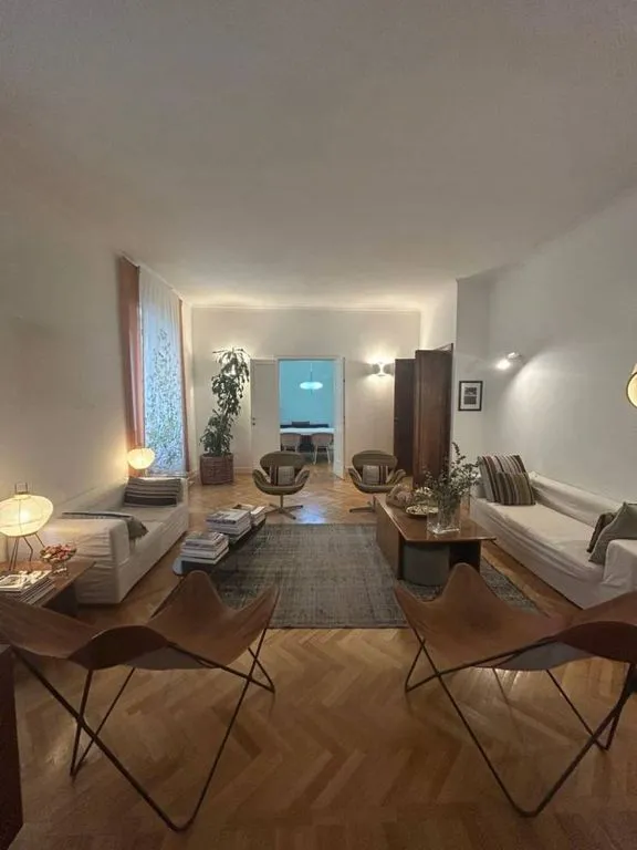 Soggiorno - Luxury Apartment with Elevator in Parioli, Rome