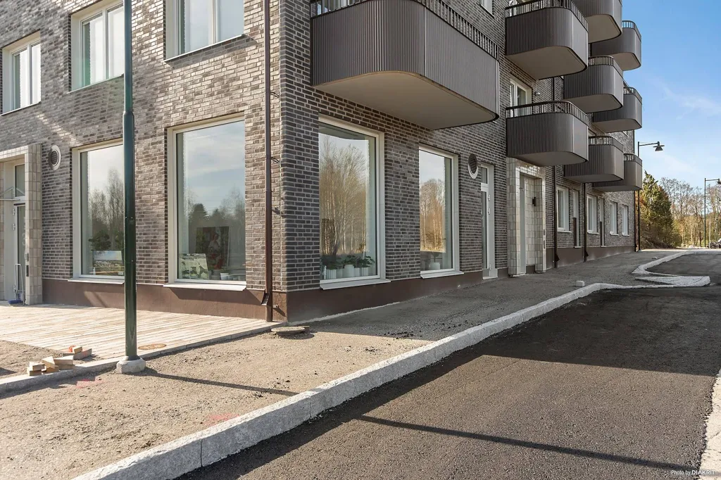 Välivaade - 1st Floor Flat with Balcony in Odlingslunden