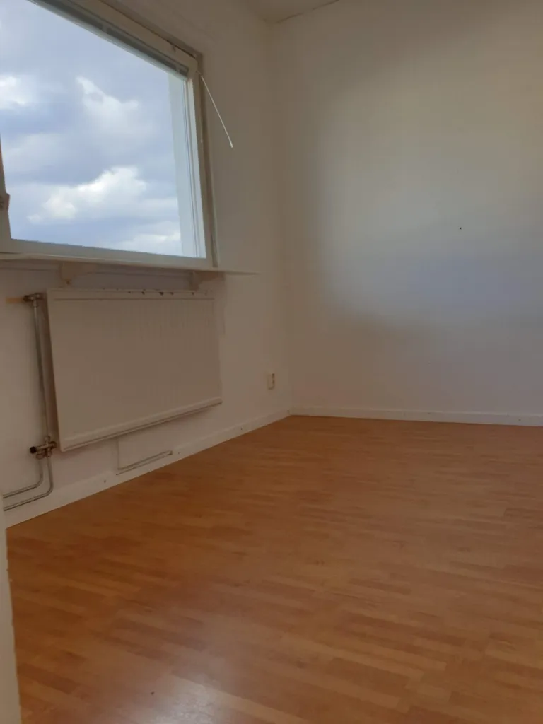 other_room