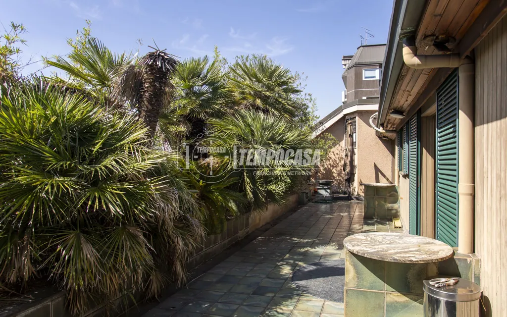 Giardino - Penthouse with Panoramic Terraces in Milan