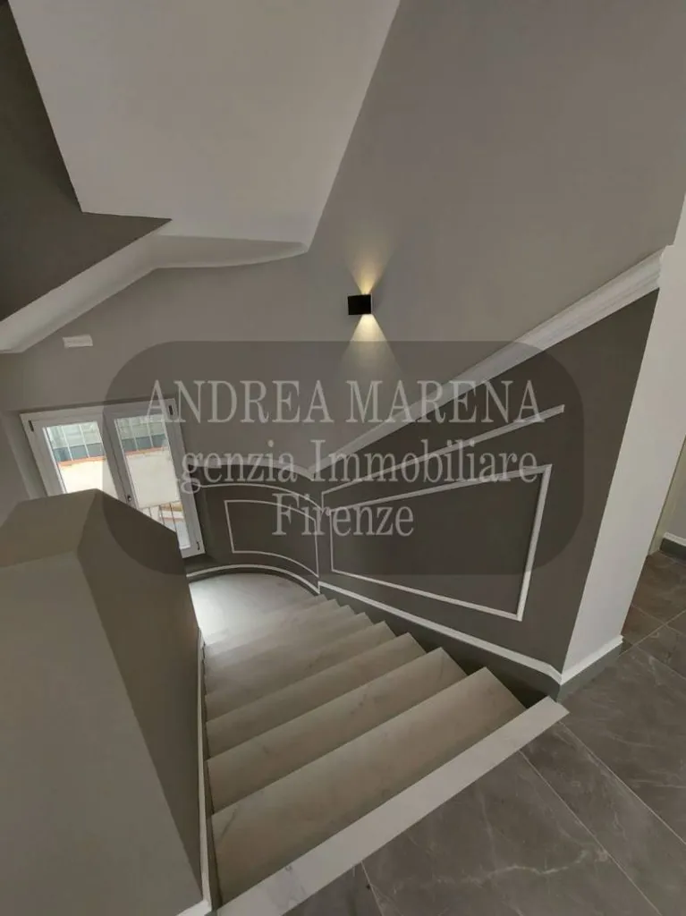 Pièces - Fully Furnished Flat with Balcony in Florence