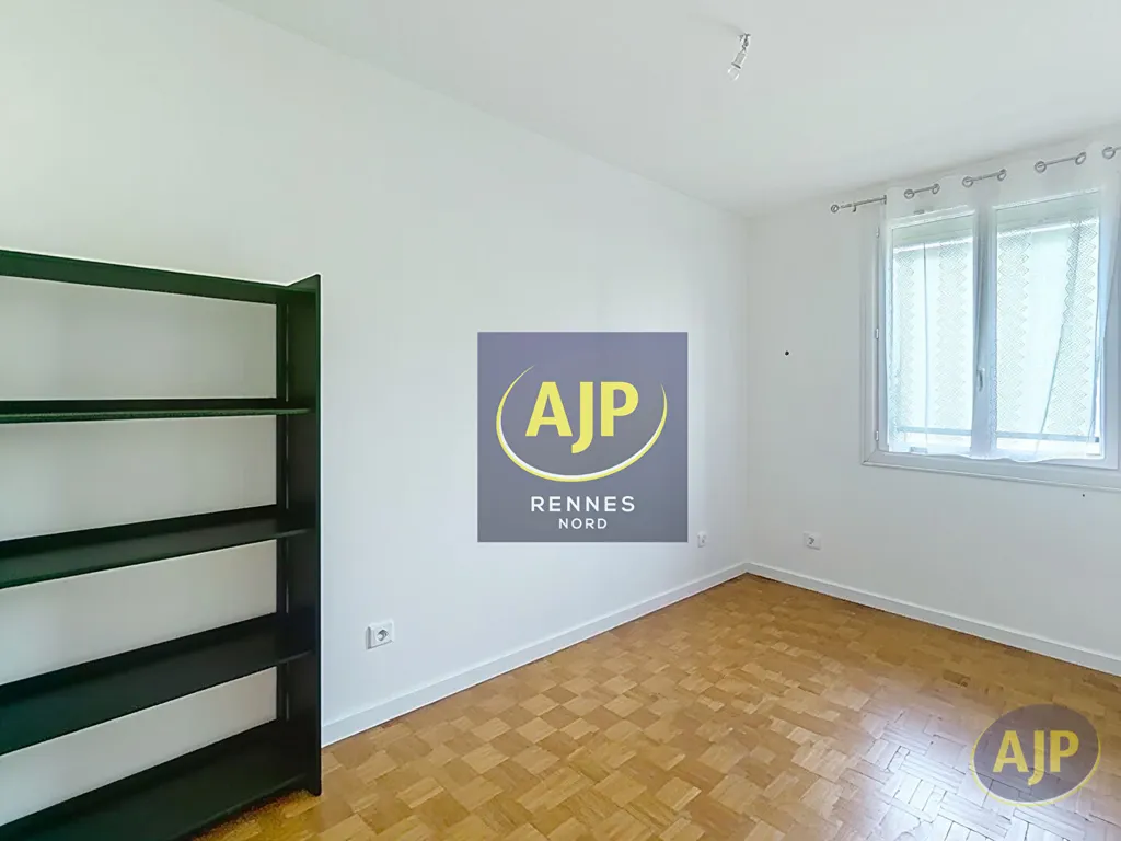 Chambres - Appartement Rénové avec Cave à Rennes