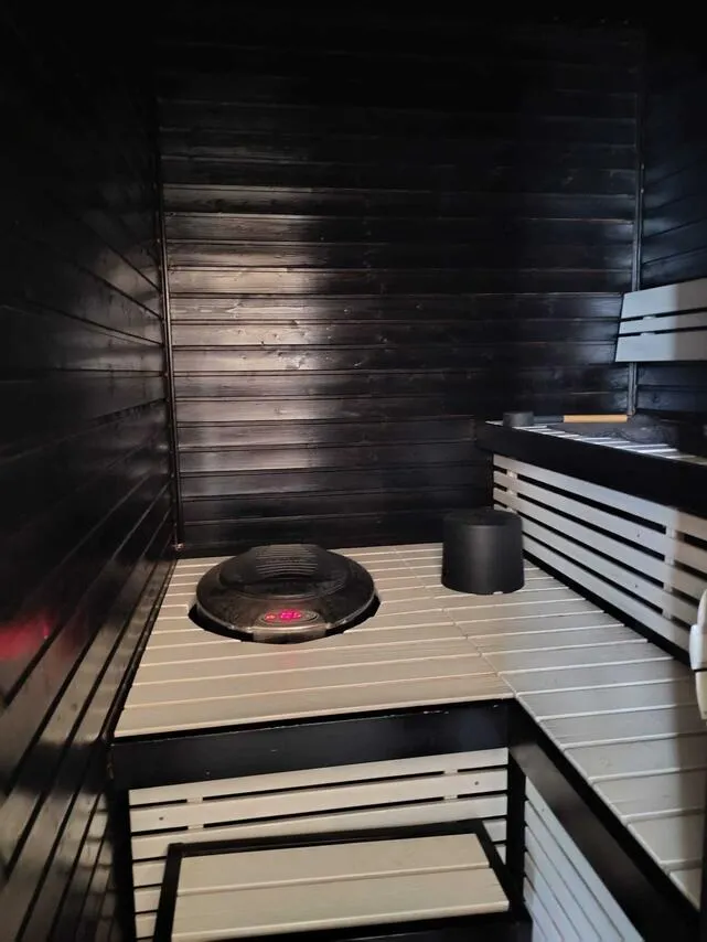 Toad - Modernised House with Sauna in Lapinranta