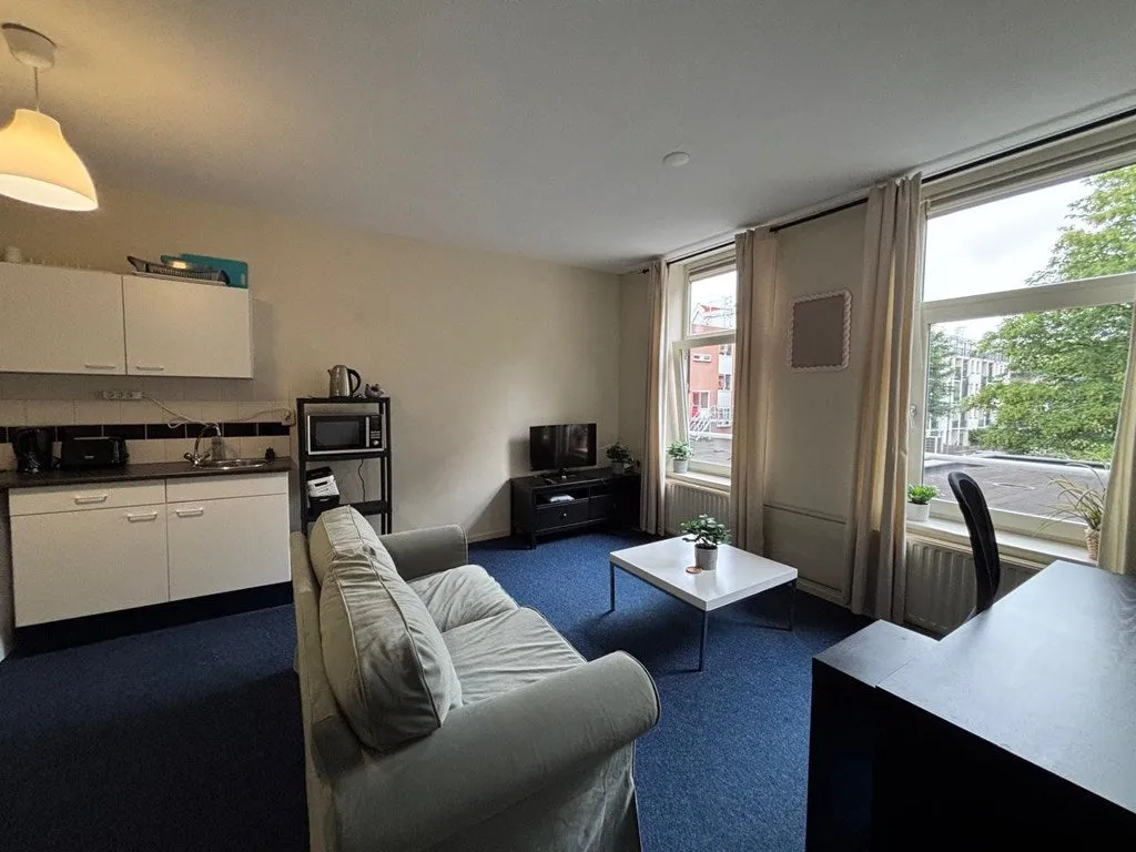 Séjour - Furnished Studio with Balcony in Rotterdam Vreewijk