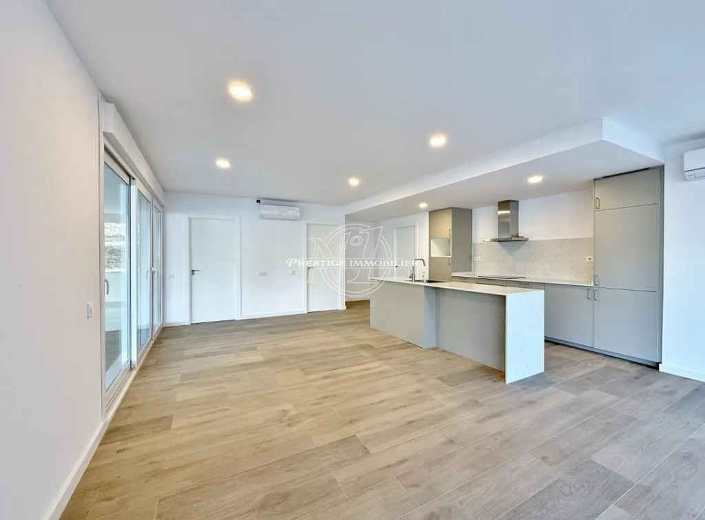 Cuisine - Luxury Villa with Sea View in Llançà