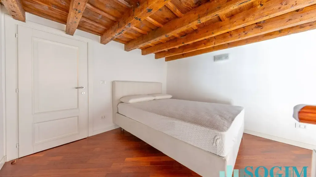 Chambres - Modernised Loft in Milan's Navigli