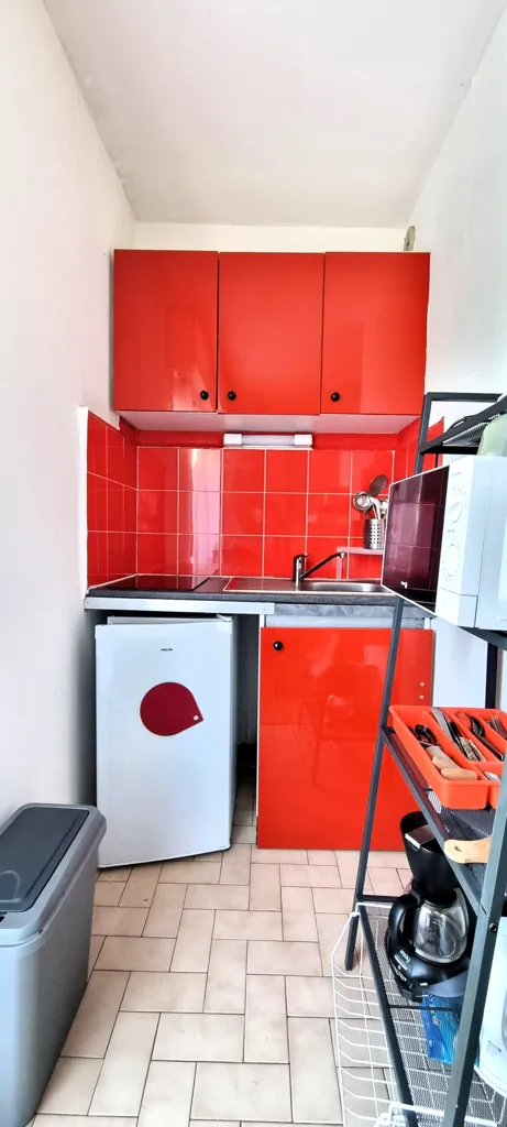 Köök - Studio with Parking near Rennes Centre