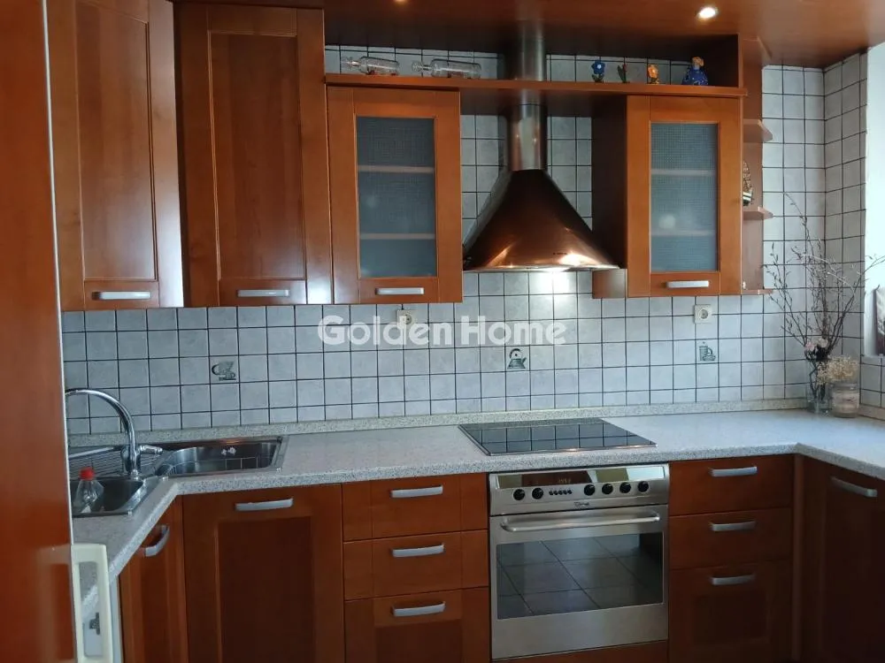 Kitchen - Modernised Apartment with Garden in Lamia Centre