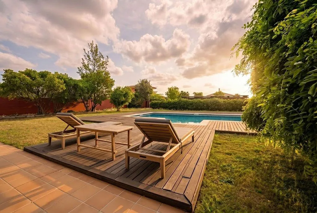 Pool - Single-Storey Villa with Pool in Sa Planera
