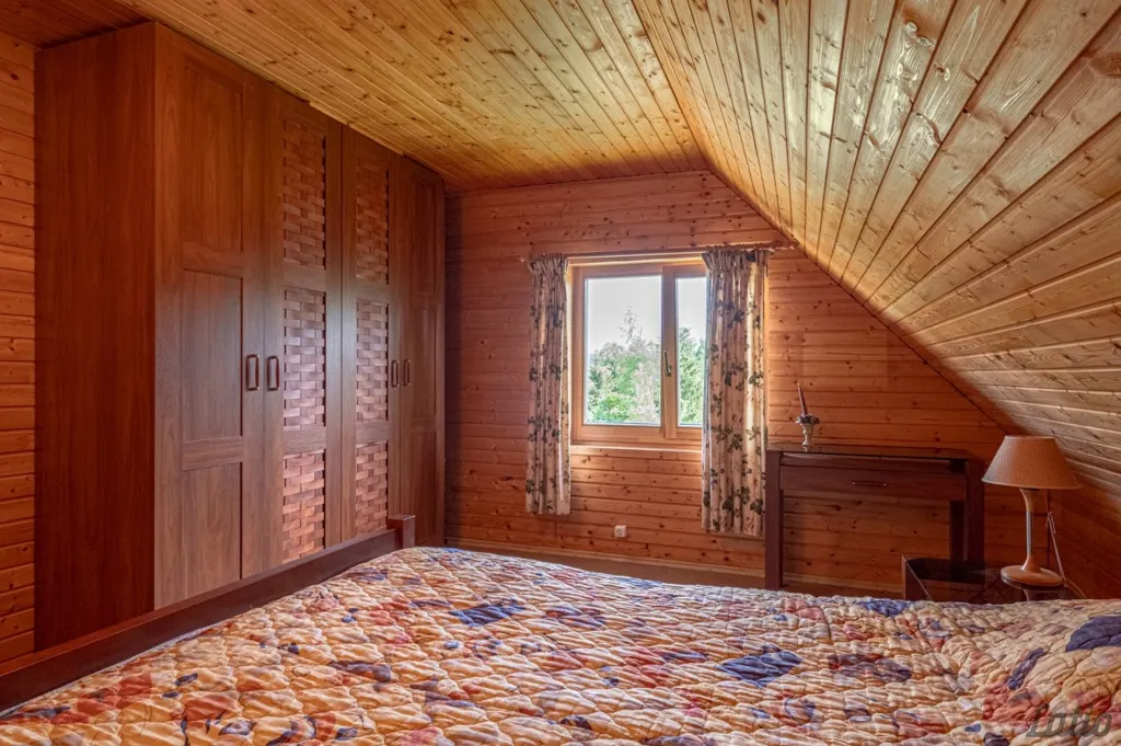 Chambres - Wooden Cottage with Lake View in Cēsis District