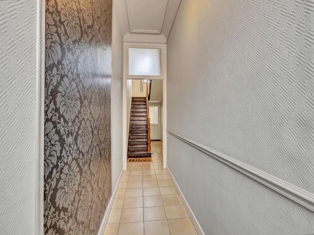 Entrée - Duplex Investissement avec Jardin à Anderlecht