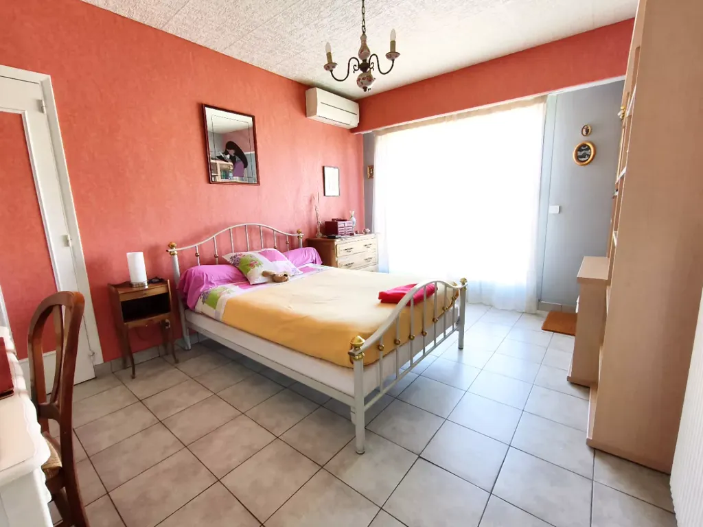 Chambres - Appartement en Dernier Étage avec Terrasses à Nice