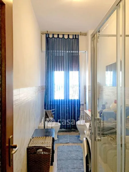 Bagni - Apartment with Balcony and Garage in Voghera