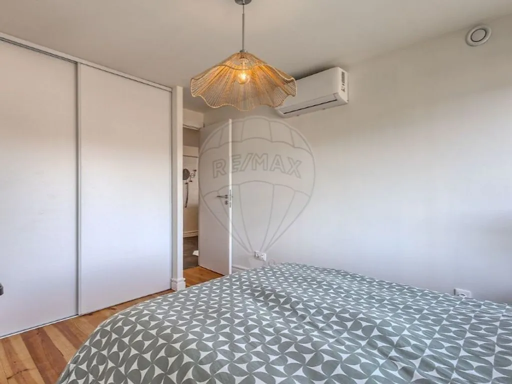 Chambres - Rehabilitated Bi-Family House in Matosinhos