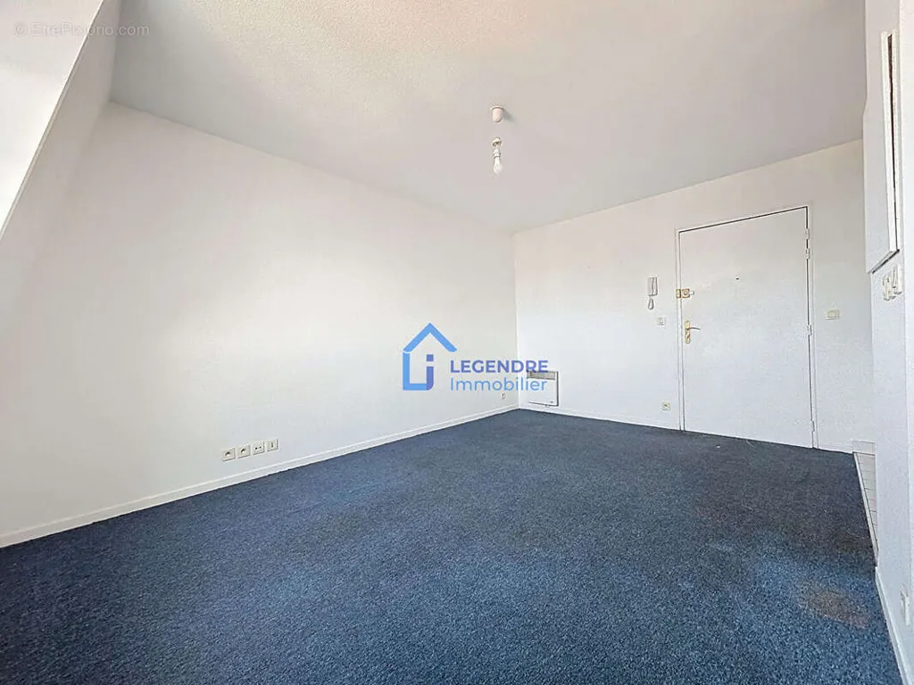 Pièces - Studio avec Parking et Ascenseur à Bezons