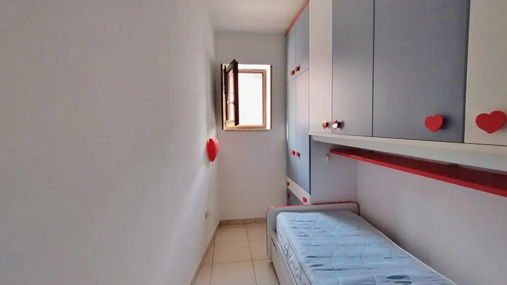 Magamistoad - Semi-detached Villa Apartment in Montoro