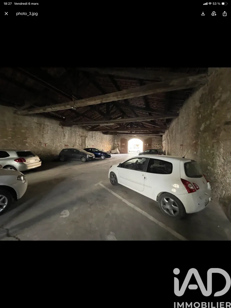 Garaaž - Large Garage near Béziers Centre