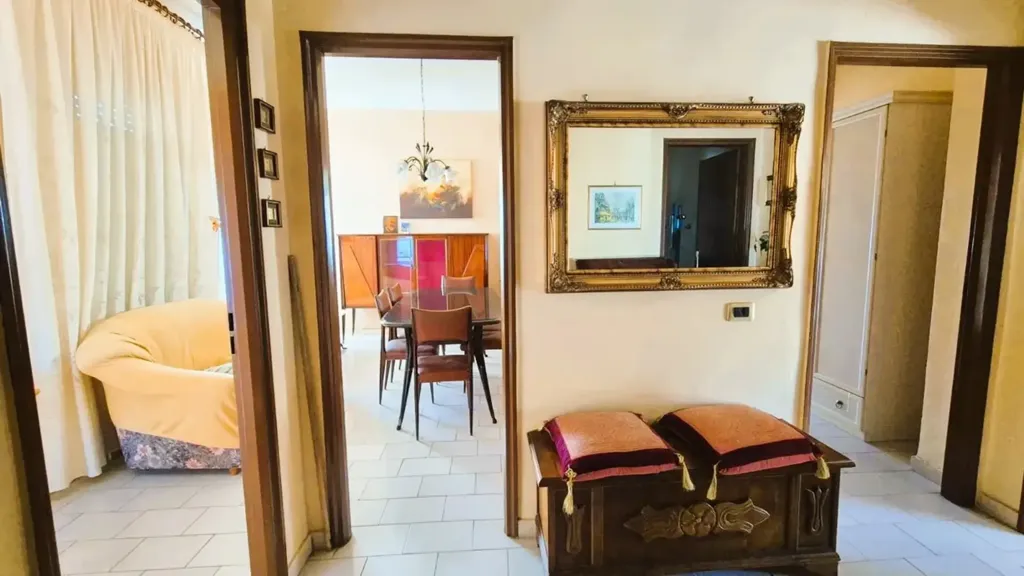 hallway_entrance
