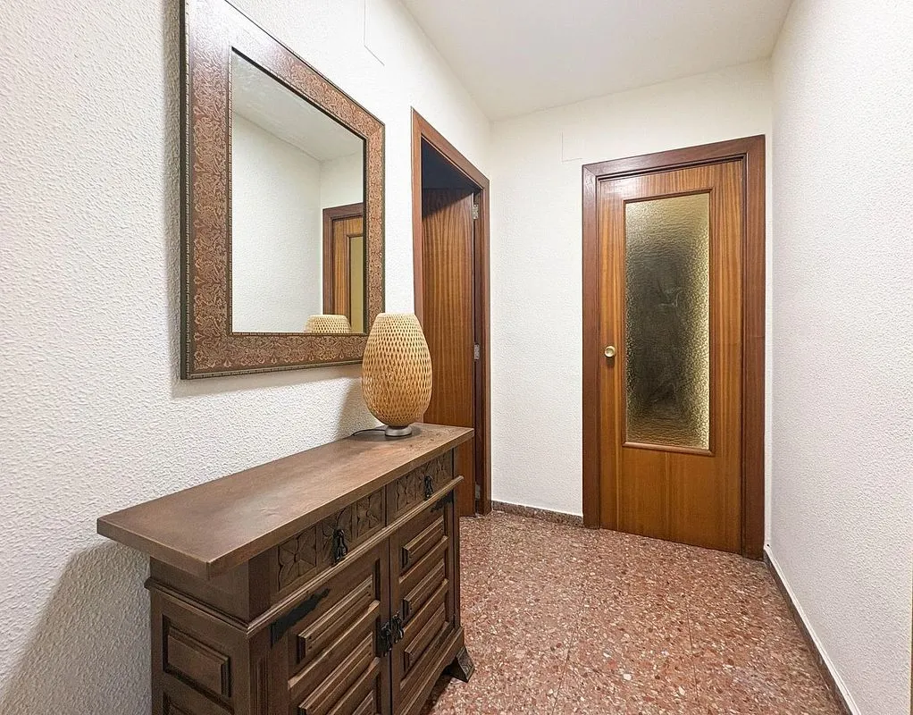 Esik - Apartment with Balcony and Rooftop Access in Ruzafa