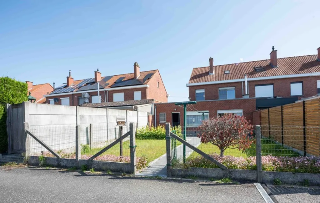 Esterno - Half-Open House with Garden in Harelbeke