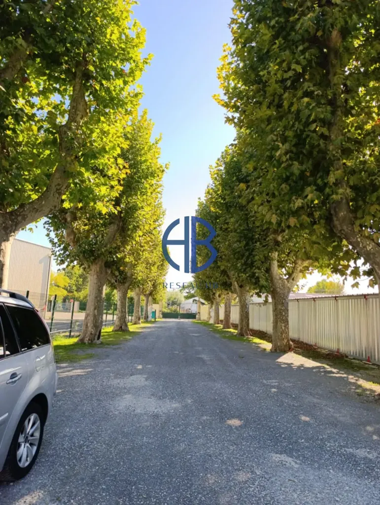Välivaade - 4-Piece Apartment with Private Terrace in Montélimar