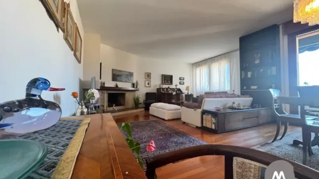 Séjour - Spacious Loft with Terrace in Pordenone