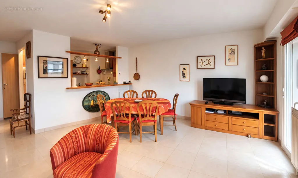 Salle à manger - Appartement avec Terrasse Vue Mer à Pornichet