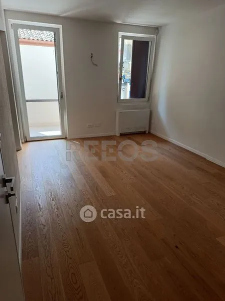 Pièces - Newly Rented Apartment with Terrace in Padua