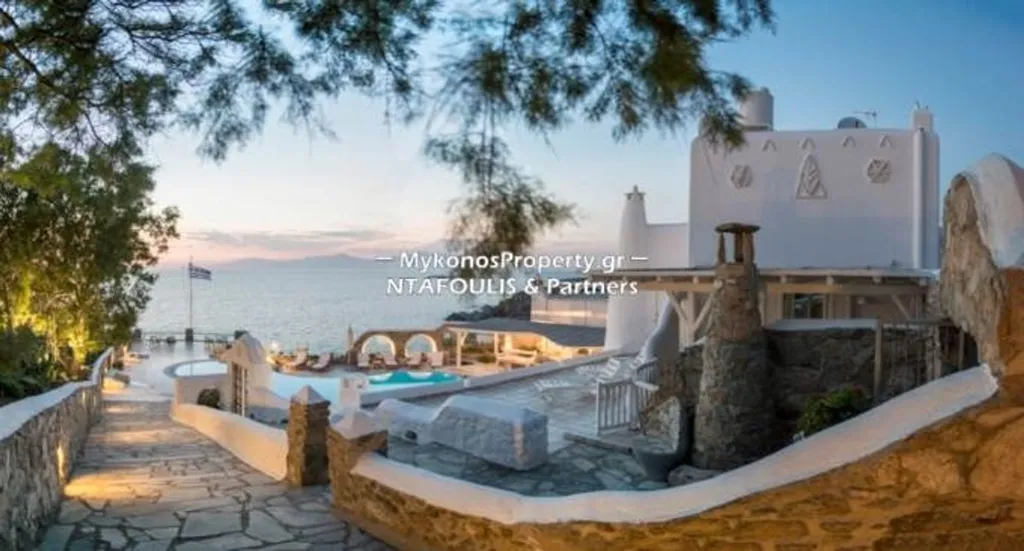 Terrazza - Luxurious Villa with Sea View in Ornos