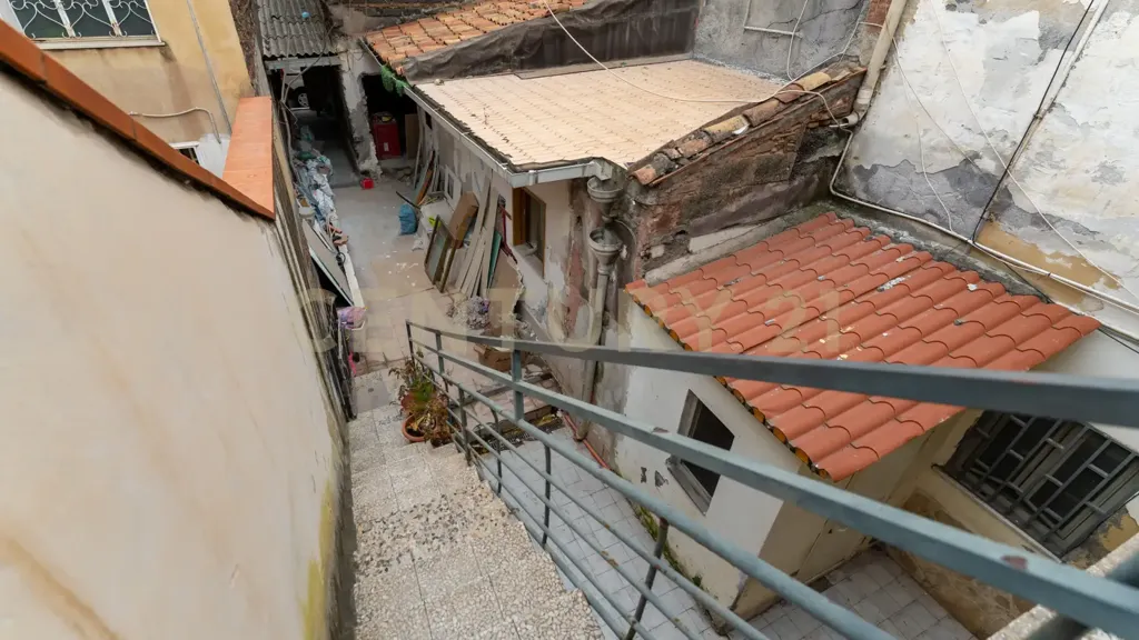 Pièces - Duplex Apartment with Balcony in Catania Centre