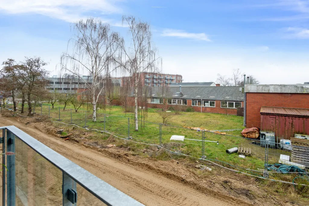 Rõdu - Modern Flat with Balcony in Brøndbyvester