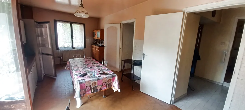 Salle à manger - Maison de Village à Rénover avec Sous-Sol à Claix
