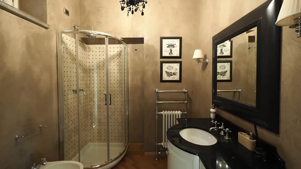 Salles de bain - Appartement 3 pièces à IT