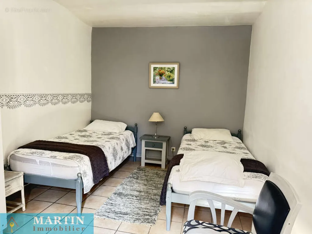Camere da letto - Mas with River Access in Peaceful Hamlet