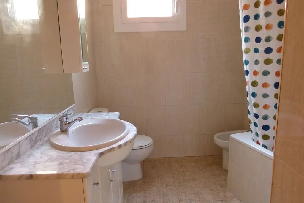 Vannitoad - Furnished Flat with Balcony in El Born