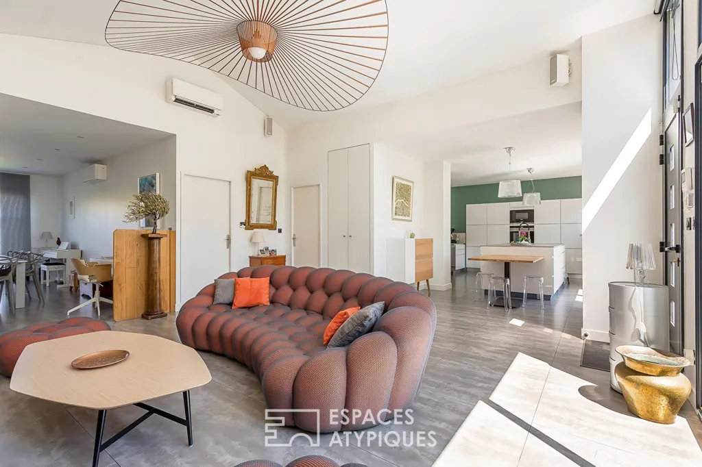 Elutuba - Ground Floor Flat in Montanay with Pool