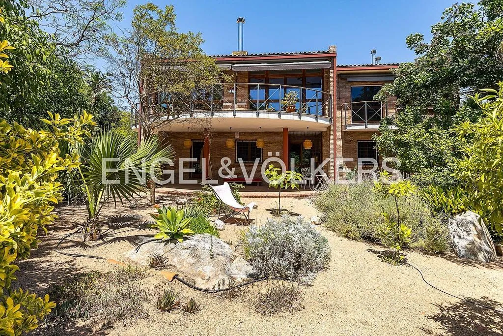 Esterno - Architectural Villa with Terrace in L'Aragai