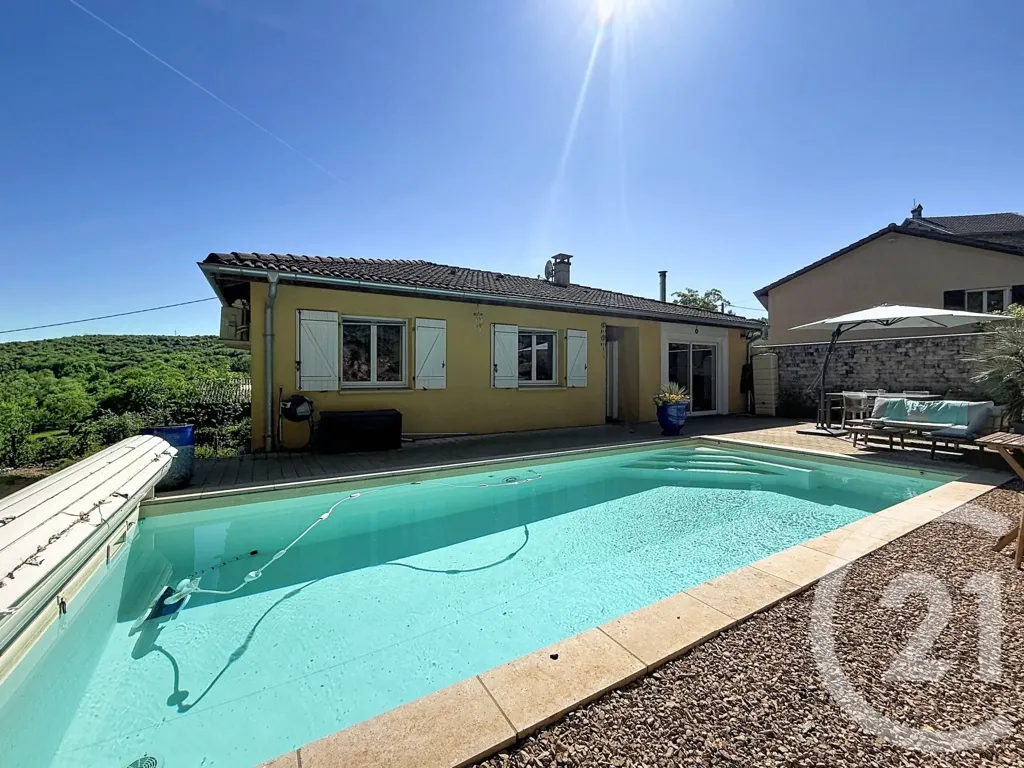 Bassein - Family House with Pool in Annoisin-Chatelans