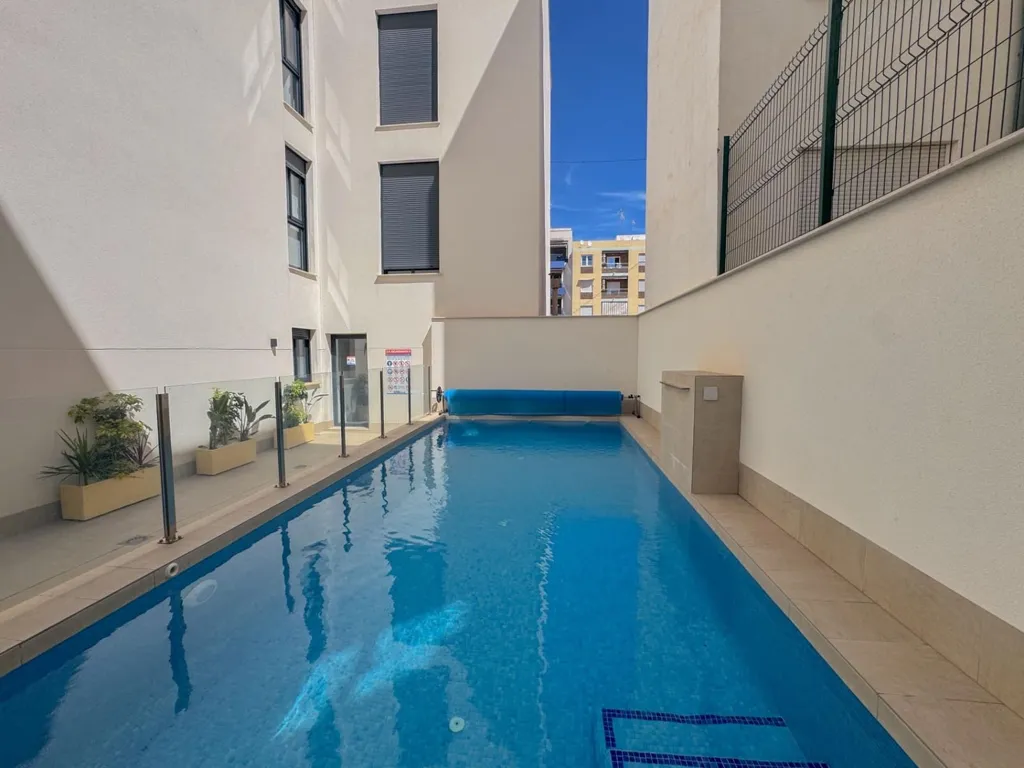 Piscine - Duplex with Rooftop Solarium in Playa del Cura