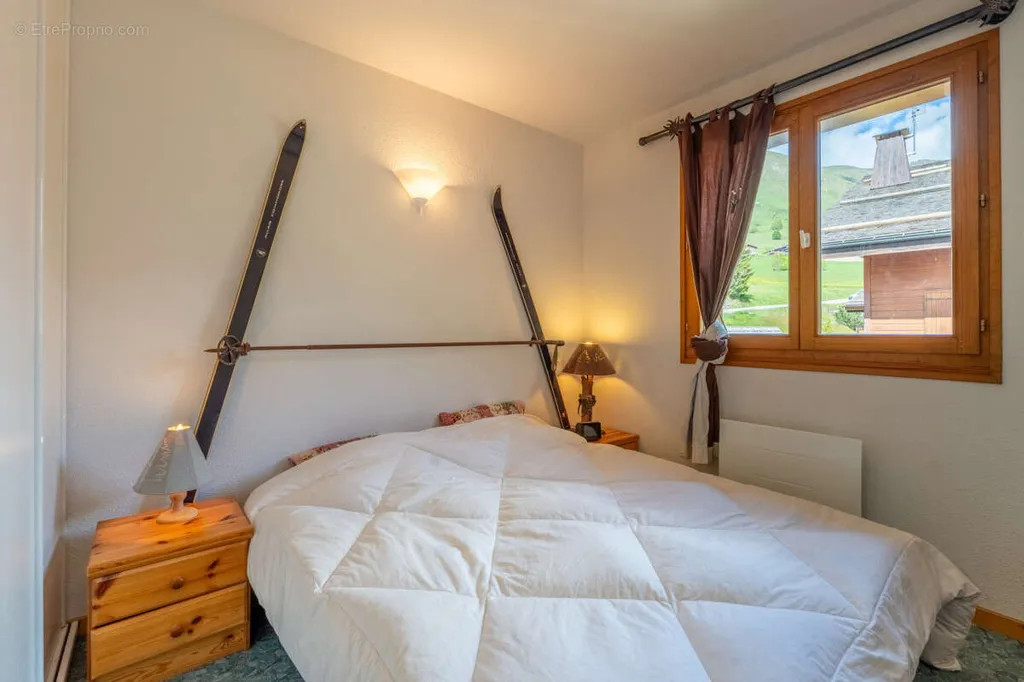 Chambres - Appartement Skis au Pied avec Balcon à Chinaillon