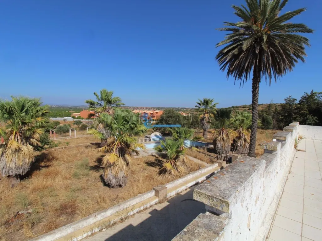Terrass - Algarvian Villa with Golf Course Proximity in Silves