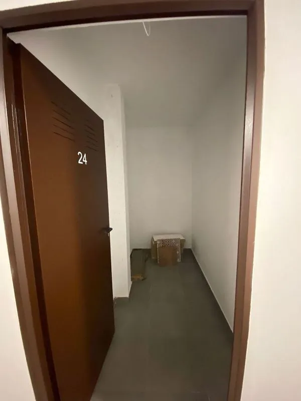 Entrée - Modern Flat with Balcony in Campo Street