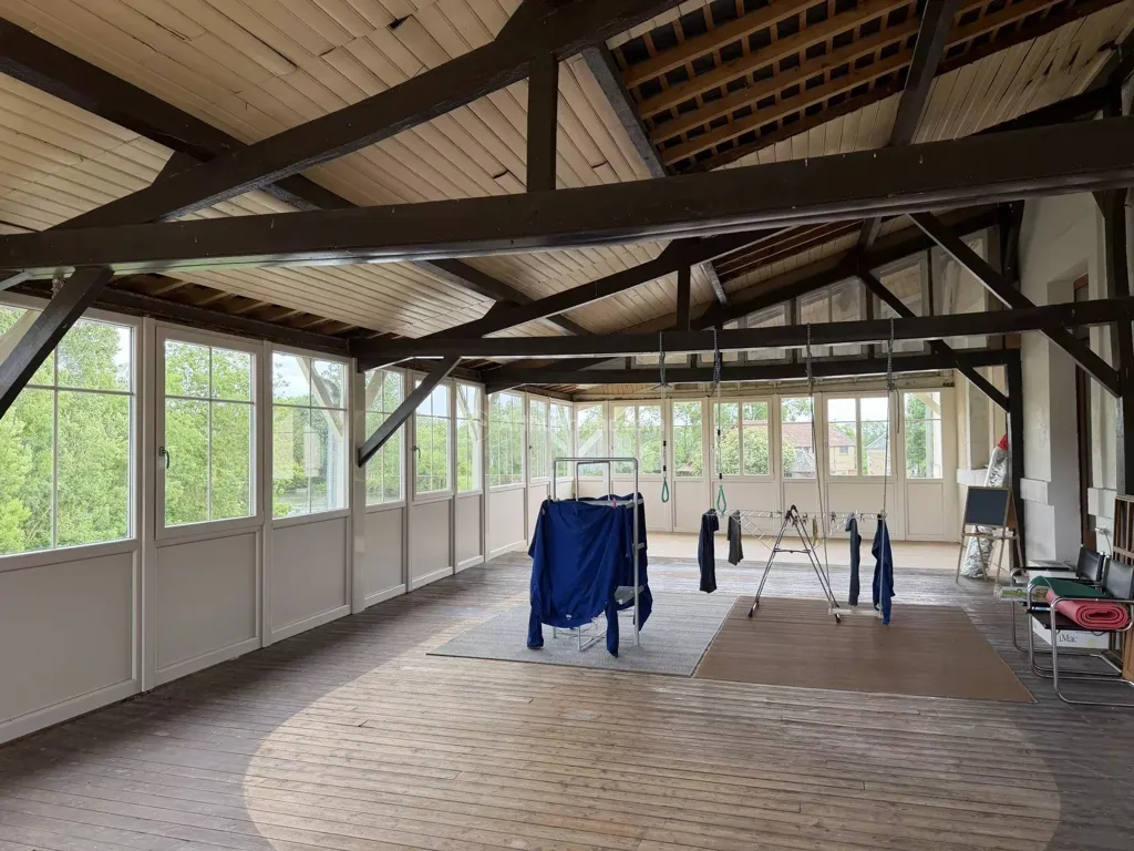 Pièces - Moulin du 19ème Siècle dans un Environnement Unique